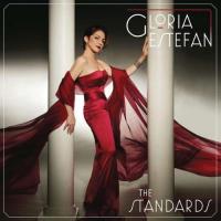 The standards / Gloria Estefan | Estefan, Gloria. Chanteur. Chant