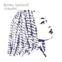 Acoustic / Oumou Sangaré, chant | Sangaré, Oumou (1968-....). Chanteur. Chant